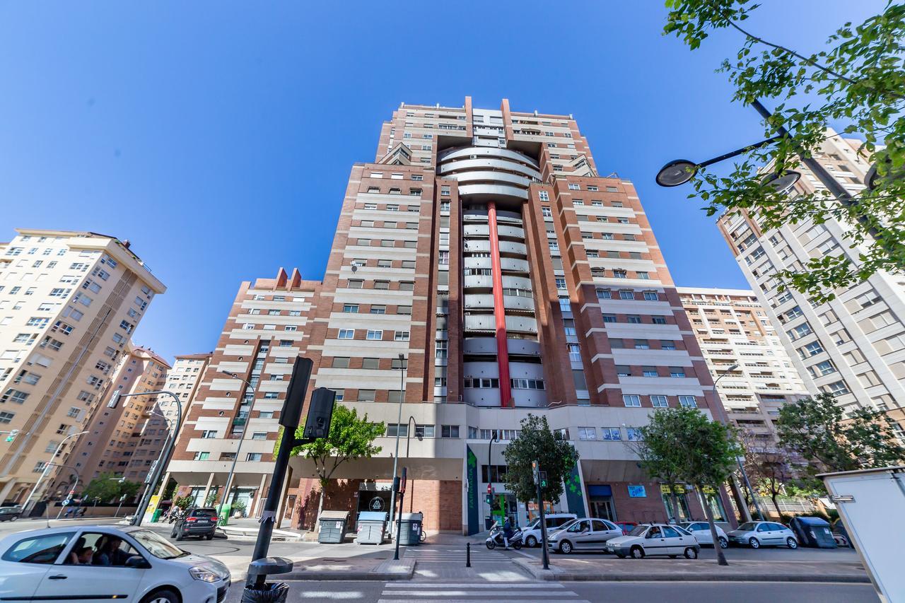 Travel Habitat Palau De Les Arts Apartment Valencia Bagian luar foto